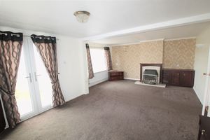 LIVING ROOM - click for photo gallery